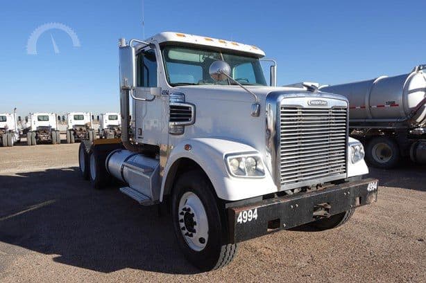 2013 Freightliner Coronado 122 SD Day Cab thumbnail 8